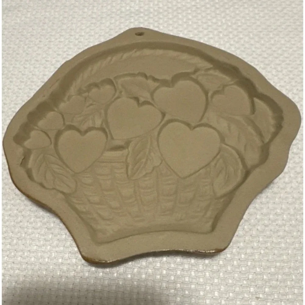 Lot of 2 Vintage Brown Bag Cookie Art Molds 1992 Hummingbird & Basket of Hearts